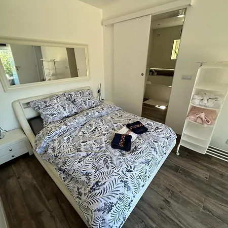 Petit Havre De Paix Avec Jacuzzi Luxe & Jardin Privatif Zen Kwatera prywatna Cavalaire-sur-Mer