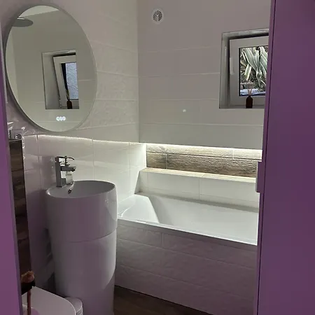 Petit Havre De Paix Avec Jacuzzi Luxe & Jardin Privatif Zen *
