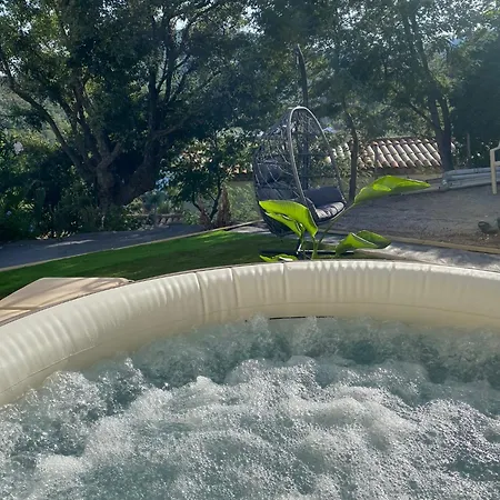 Petit Havre De Paix Avec Jacuzzi Luxe & Jardin Privatif Zen Δωμάτια σε οικογενειακή κατοικία