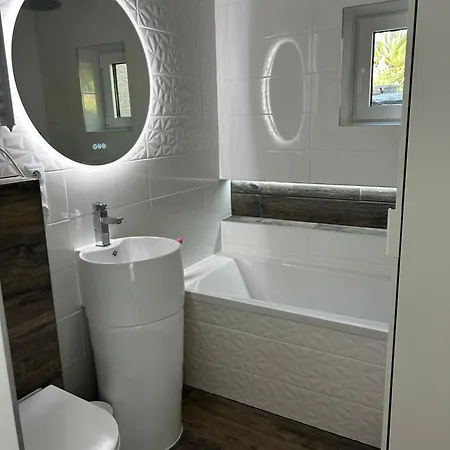 Petit Havre De Paix Avec Jacuzzi Luxe & Jardin Privatif Zen *