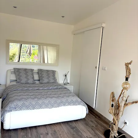 Petit Havre De Paix Avec Jacuzzi Luxe & Jardin Privatif Zen Accommodatie bij particulieren *